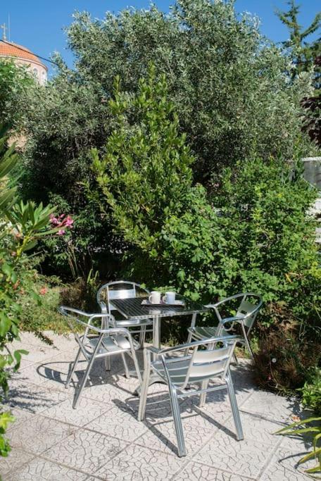 Anadora 2: Hospitable Stone House With Yard Apartment Александруполис Екстериор снимка