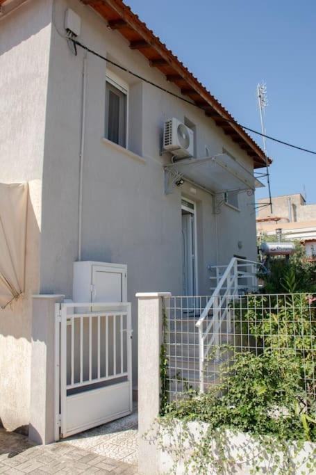 Anadora 2: Hospitable Stone House With Yard Apartment Александруполис Екстериор снимка