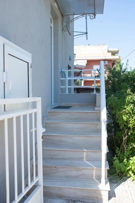 Anadora 2: Hospitable Stone House With Yard Apartment Александруполис Екстериор снимка